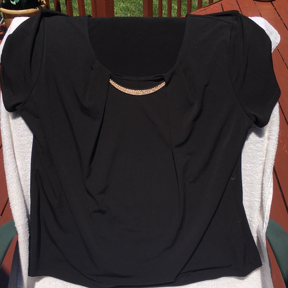 ❤️JM Collection Blouse with necklace